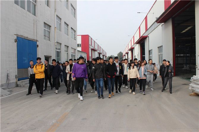 山東農業大學土木工程專業師生來泰信股份參觀學習6